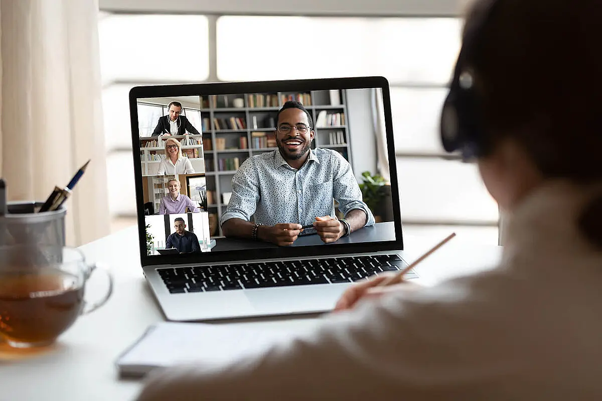 Online Konversationskurs Deutsch für B1 bei iQ Lingua 