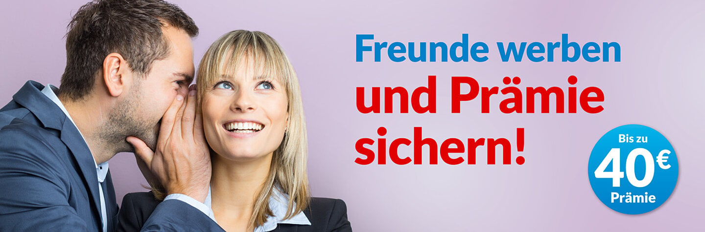 Mann erzählt Frau von der Kunden werben Kunden Aktion von iQ Lingua: Freunde werben und Prämie sichern!